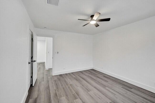 Building Photo - 1738 NE 52nd St