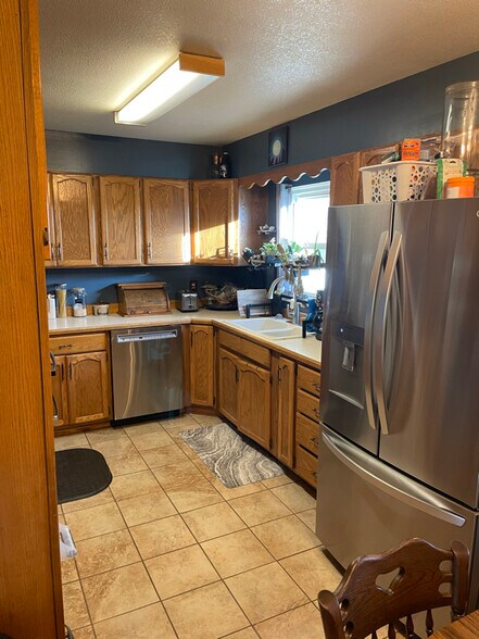 Building Photo - 1420 Concord Dr