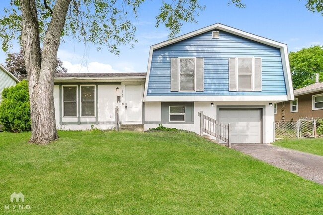 Building Photo - 1349 Westshire Rd