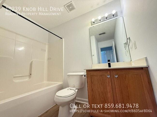 Building Photo - 10239 Knob Hill Dr