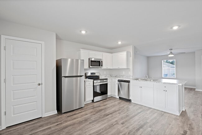 Building Photo - NEW CONSTRUCTION in SW Decatur!