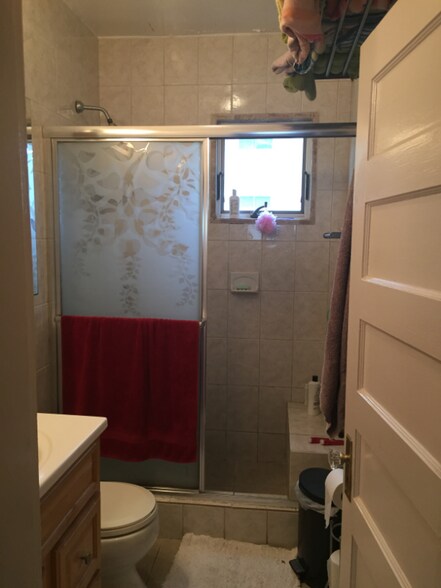 Building Photo - 1551 W Broad St