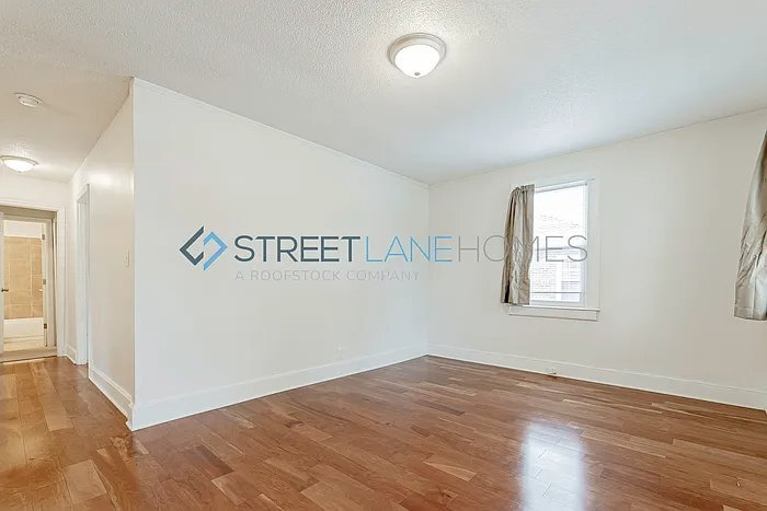 Building Photo - 4205 Mildred Ave