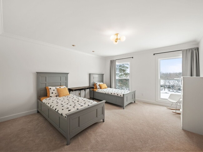 Building Photo - 3250 Chestnut Run Dr