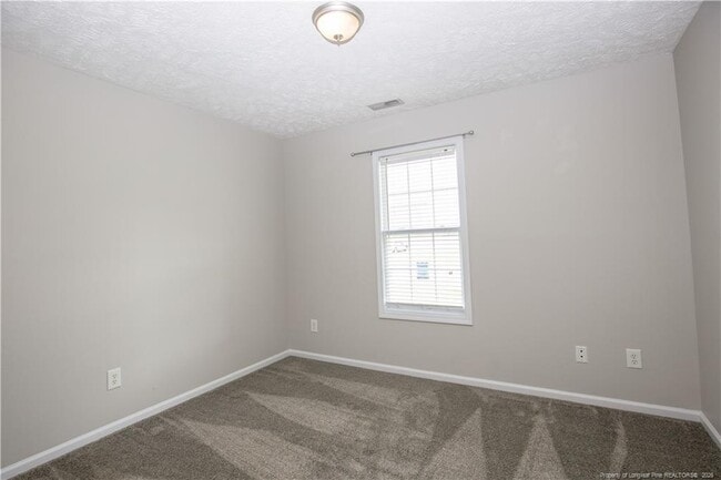 Building Photo - 196 Lochwood Dr