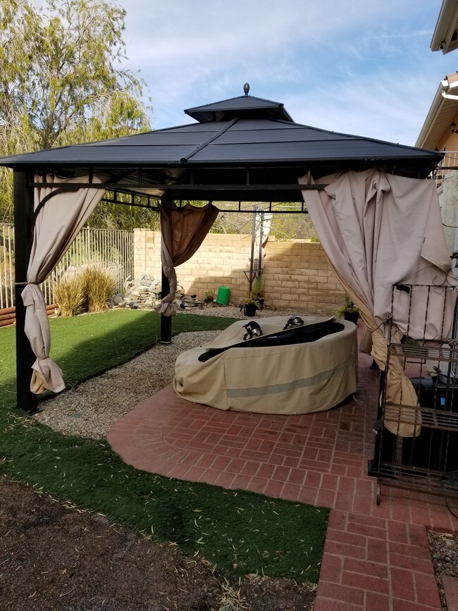 covered patio - 19945 Eagle Ridge Ln