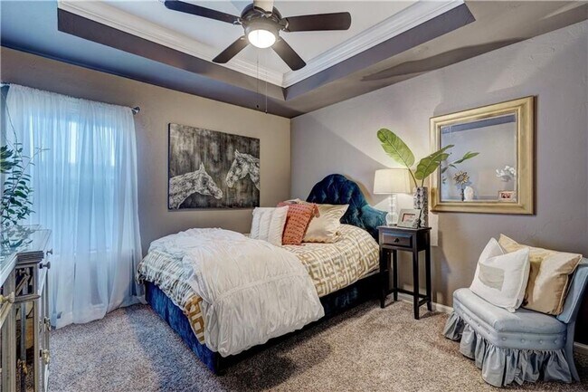 Building Photo - 4 Bedroom Home in Gated Lakes of Traditions- Backs up to a greenbelt- Pool and Playground