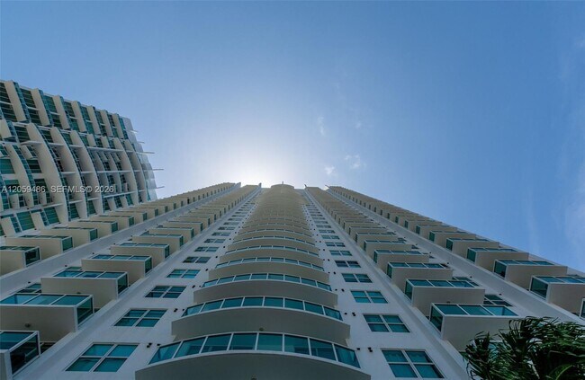 Building Photo - 41 SE 5th St
