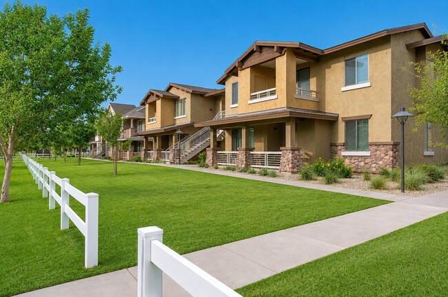 Building Photo - Highland Groves at Morrison Ranch Apartments