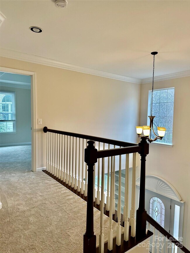 Building Photo - 126 Lake Davidson Cir