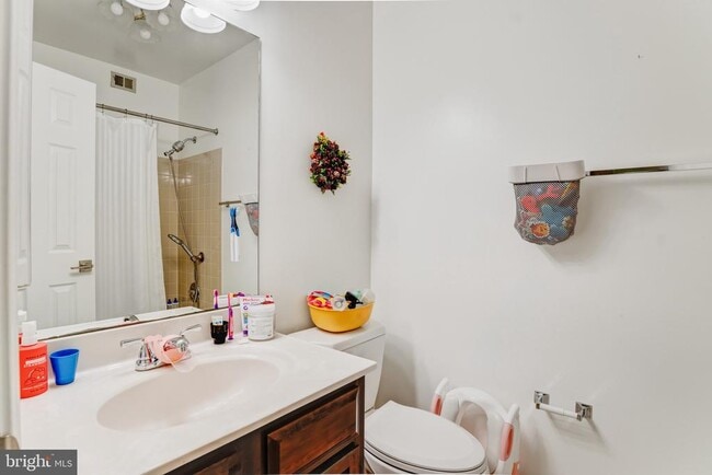 Building Photo - 10219 Aspen Willow Dr