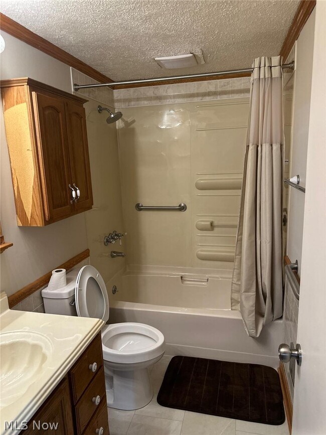 Building Photo - 177 25th St SE