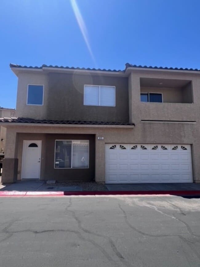 Primary Photo - Three bedroom townhouse with 2 car garage