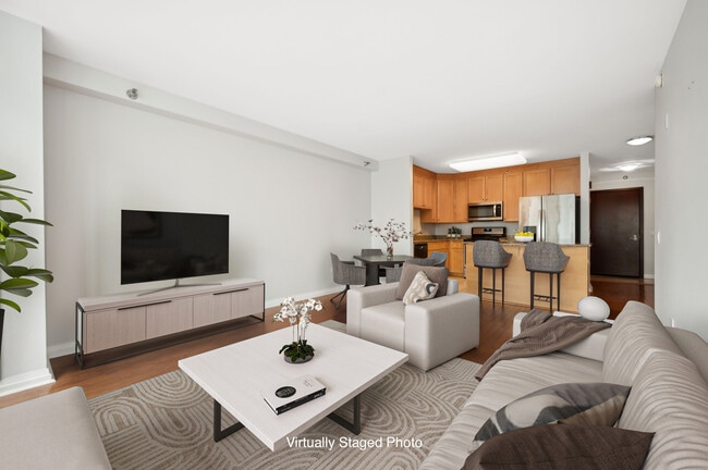 Building Photo - 33 W Ontario St