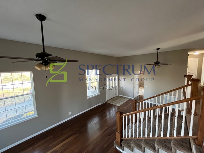 Building Photo - 3 Bedroom 2.5 Bath Single Family Home