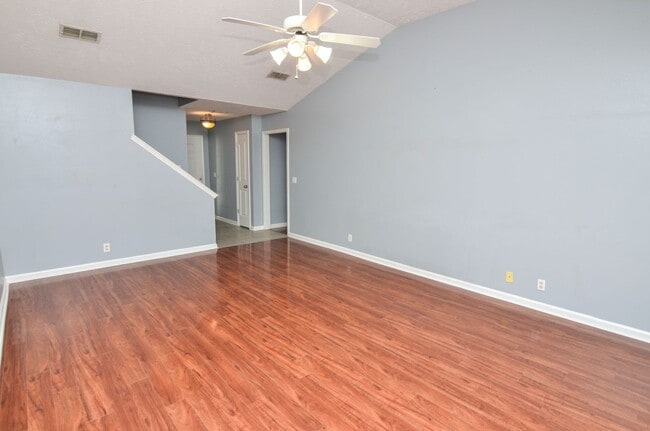 Building Photo - 1728 Odessa Ave
