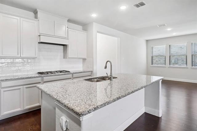 Building Photo - 1404 Brent Knoll Dr