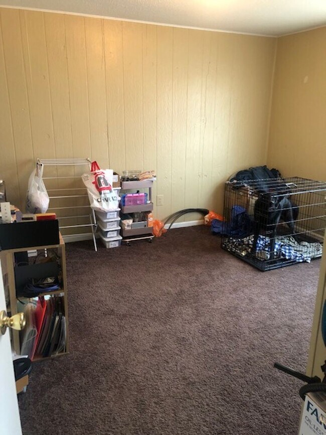Building Photo - 2 Bedroom 1 Bathroom Duplex in Winterville!