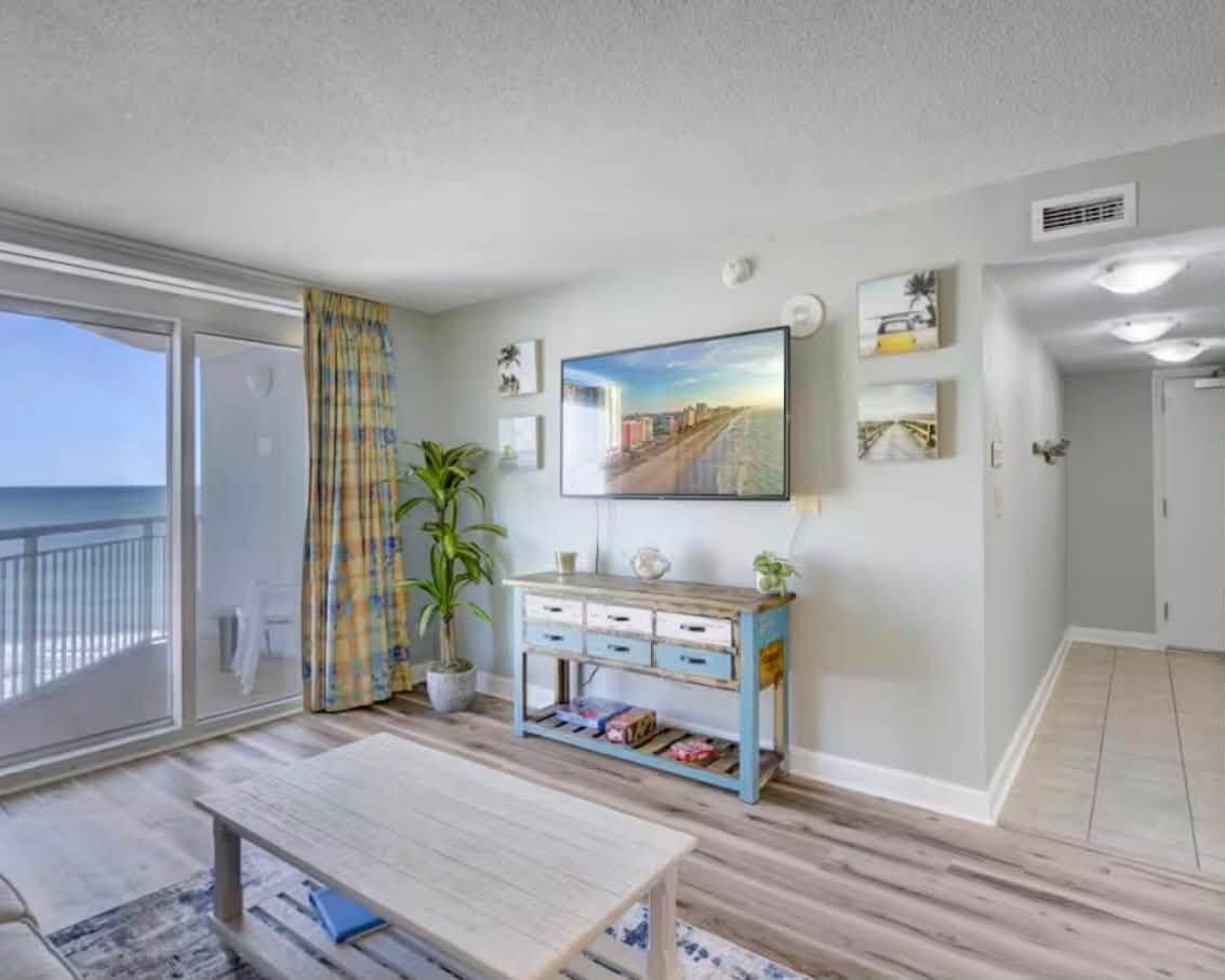 Building Photo - 2501 S Ocean Blvd