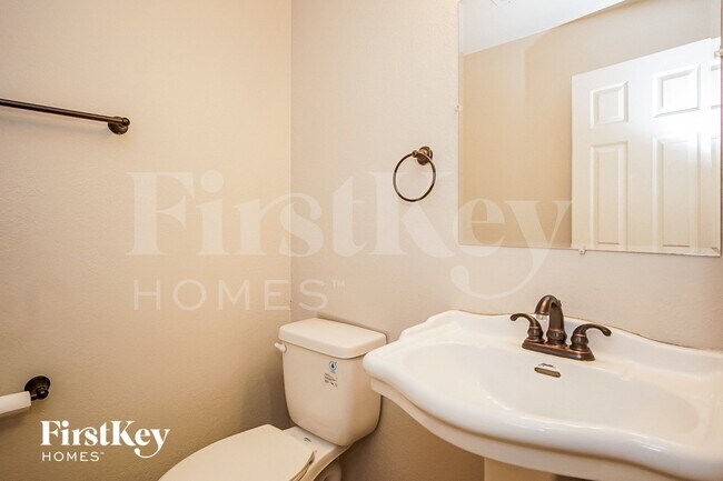 Building Photo - 2145 Hookcross Cir