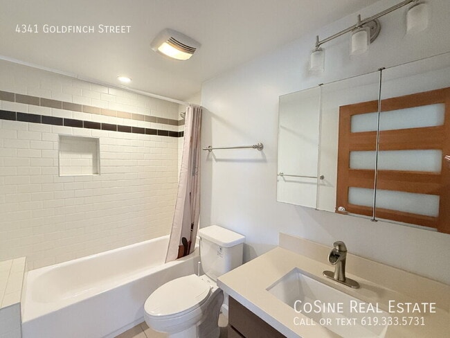 Building Photo - 4341 Goldfinch St