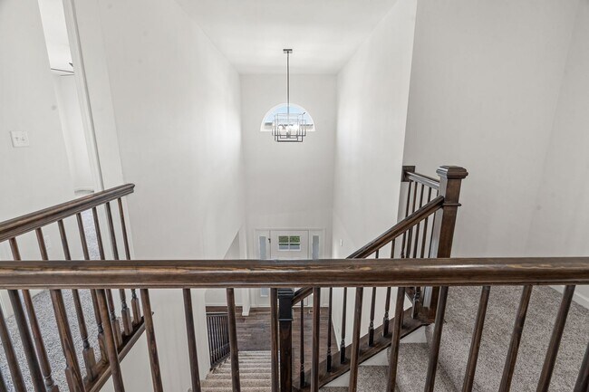 Building Photo - Charming 4-Bedroom Home in Prime St. Charl...