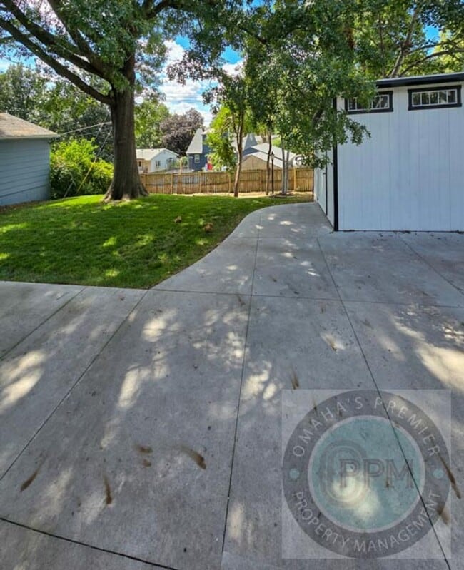 Building Photo - Beautiful 4 Bed 2 Bath Millard Home
