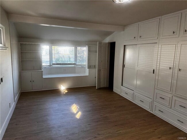 Building Photo - 20738 Bryant St