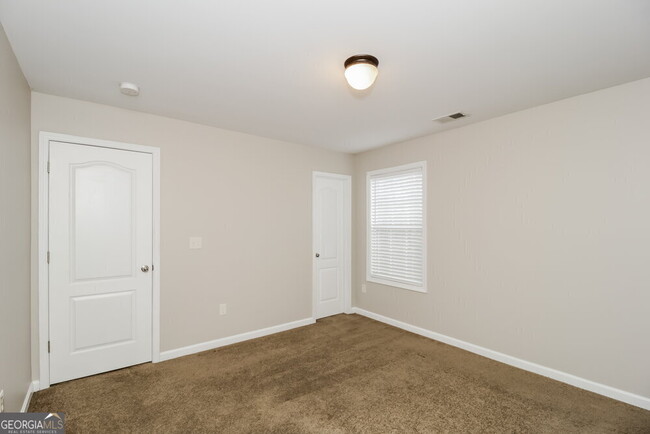 Building Photo - 1025 Franklin Ct