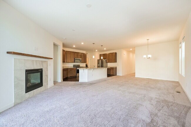 Building Photo - 6325 Stablecross Trl