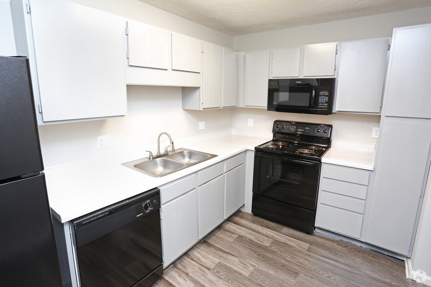 Ashby Apartments 7722 Old State Road 60 Sellersburg IN 47172