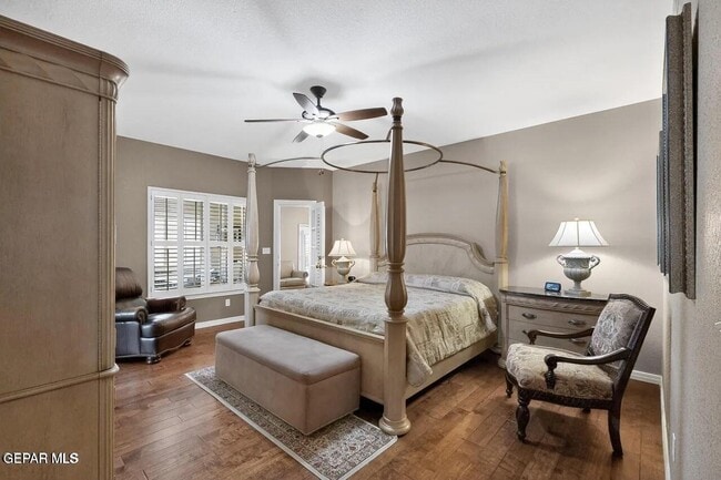 Building Photo - 6909 Desert Canyon Dr