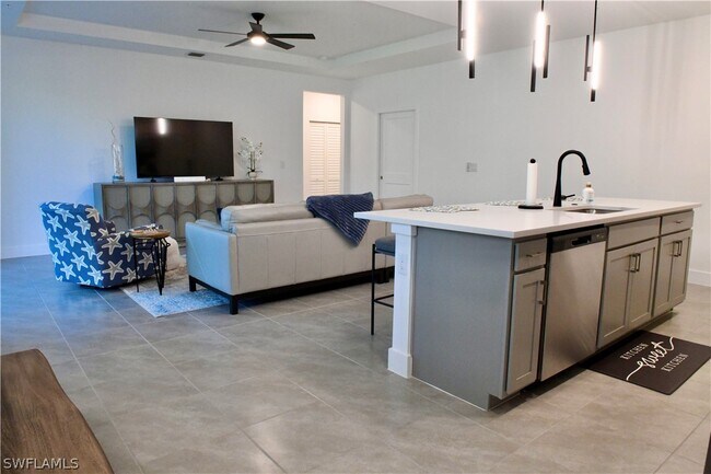 Building Photo - 26390 Coco Cay Cir