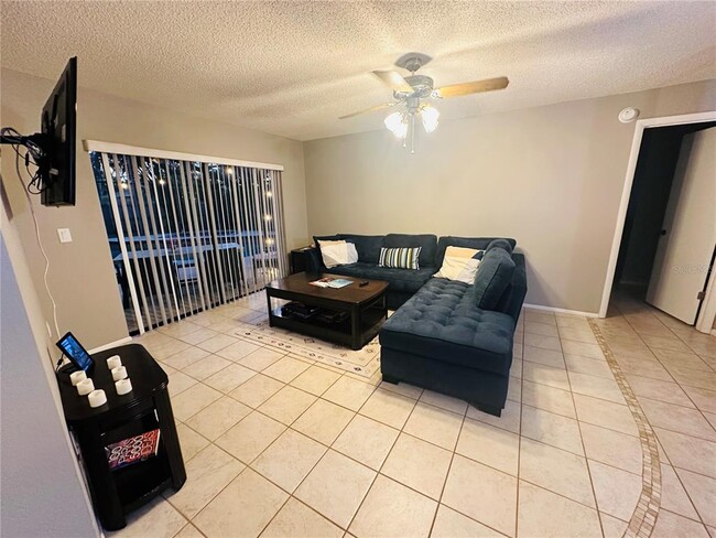 Building Photo - 3958 Easton Terrace