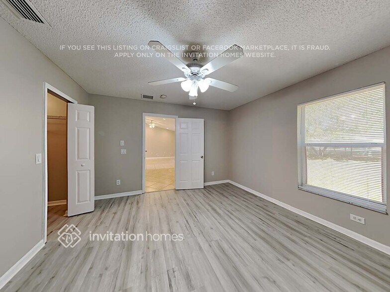 Building Photo - 5953 NW Brenda Cir