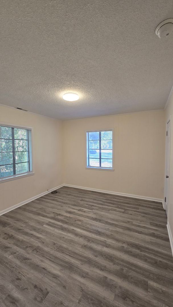 Building Photo - WRIGHTSVILLE AVENUE - 4 Bedroom - Minutes ...