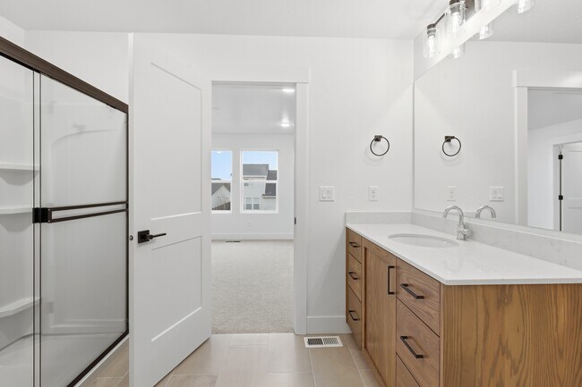 Building Photo - 2152 E Deep Purple Ln