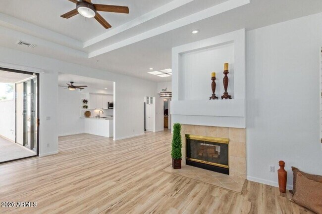 Building Photo - 7222 E Gainey Ranch Rd