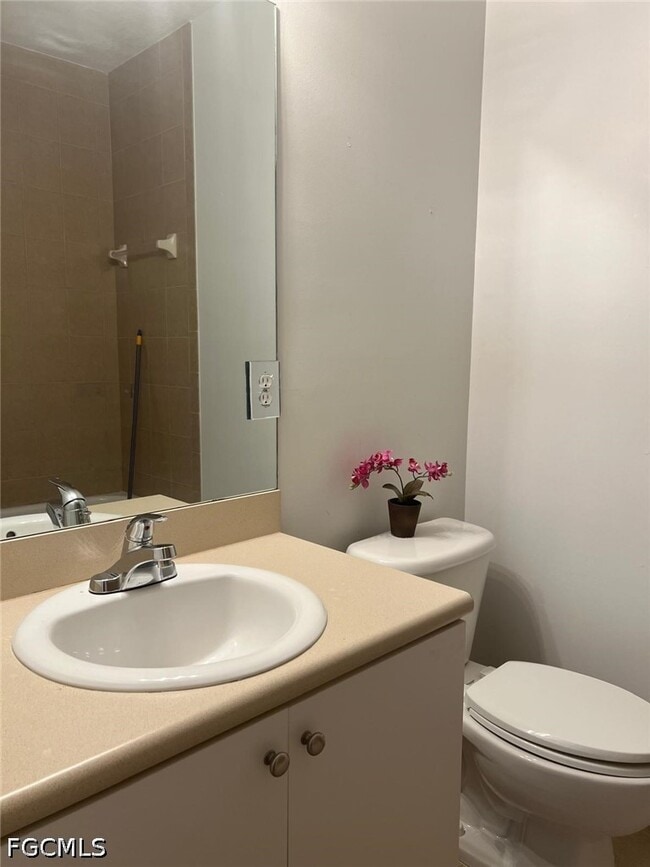 Building Photo - 8358 Bernwood Cove Loop