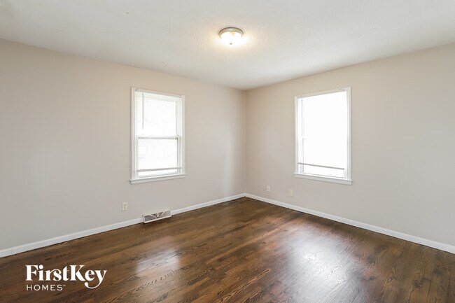 Building Photo - 1403 NE 67th Pl