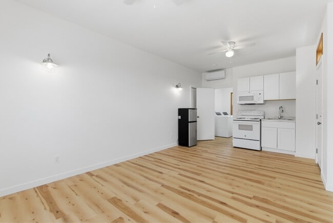 Building Photo - 13172 SW Chimney Ridge St