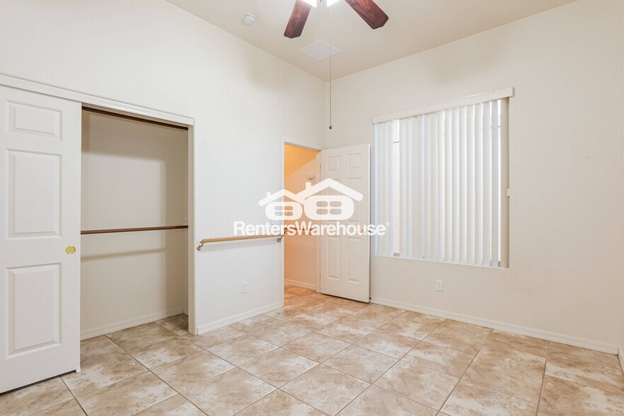 Building Photo - 41 W Camino Tierra Montana