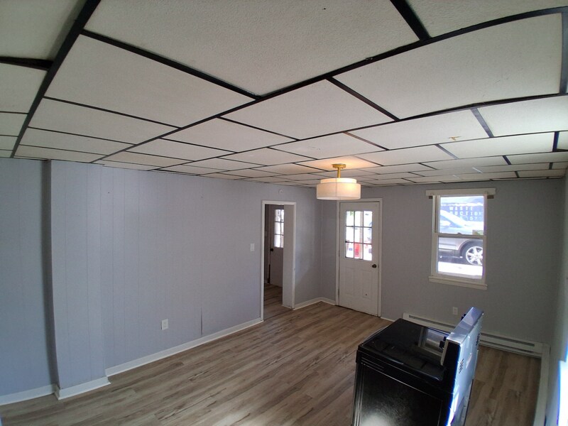 Building Photo - 67 Railroad St