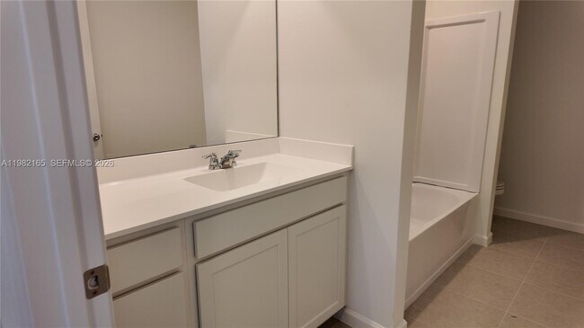 Building Photo - 10722 NW Moon Rise Ln