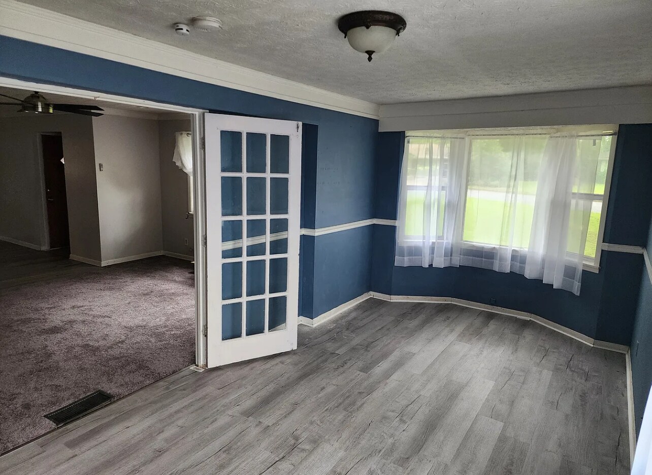 Building Photo - 2695 Davidson Dr