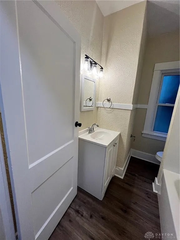 Building Photo - 3234 Oakridge Dr