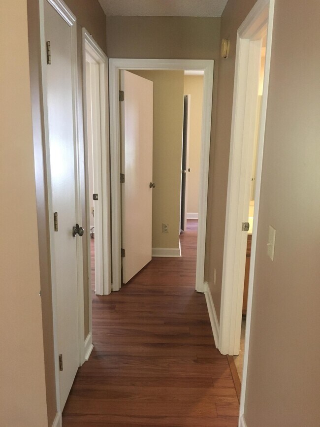 Building Photo - 8457 Battle Forest Dr