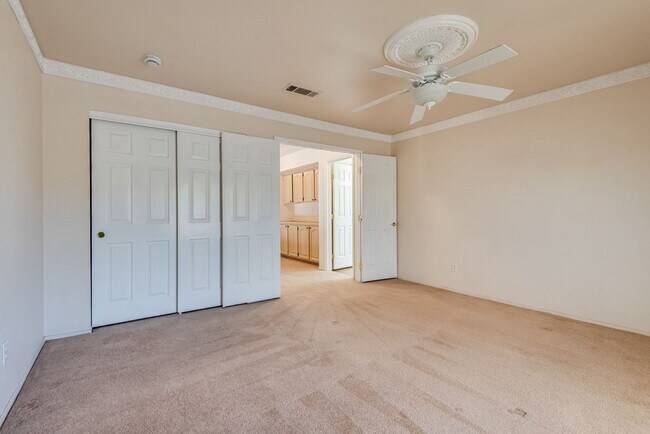 Building Photo - Desert Shores Gem with Main-Level Primary Suite & Private Wraparound Patio