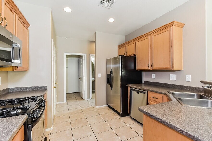Building Photo - 8065 Marshall Canyon Dr
