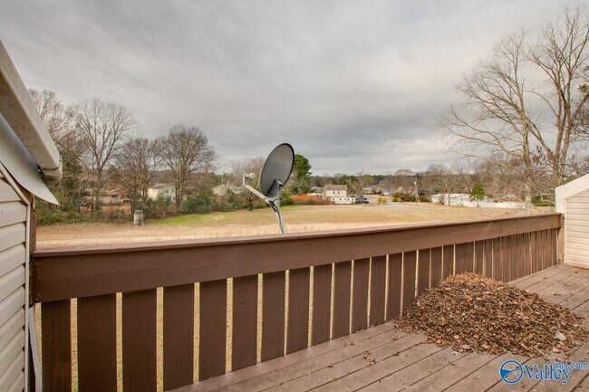 Building Photo - 9020 Mahogany Row SE